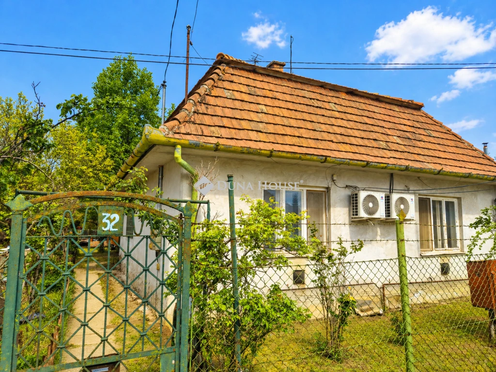 Eladó ház, Maglód