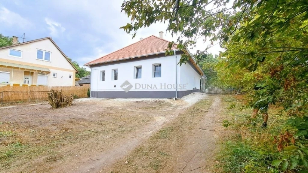 Eladó ház, Zsámbok