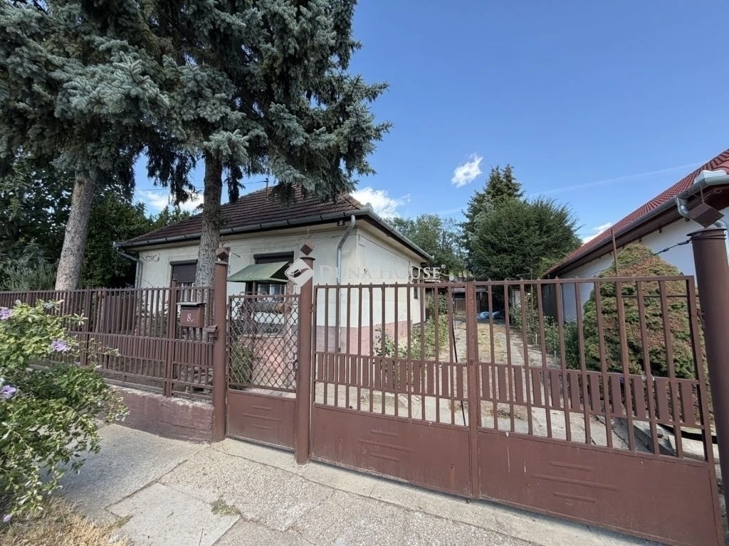 Eladó ház, Sülysáp