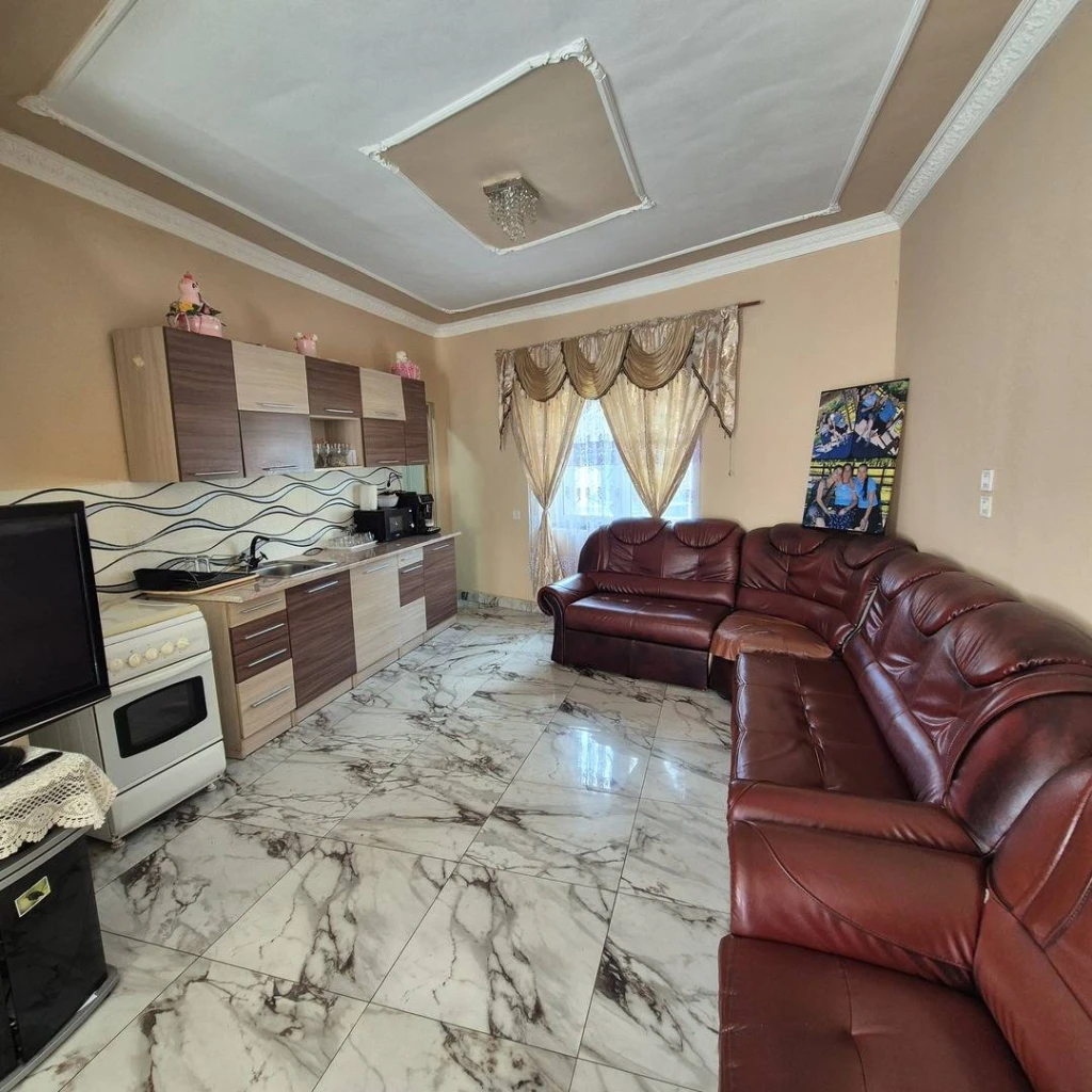 Eladó Családi ház, Poroszló, 100nm, 34900000 Ft