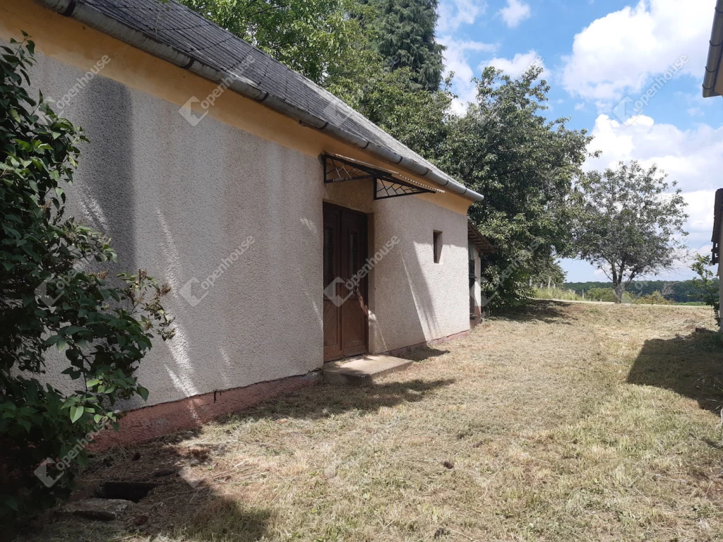 For sale house with a garden, Rigyác