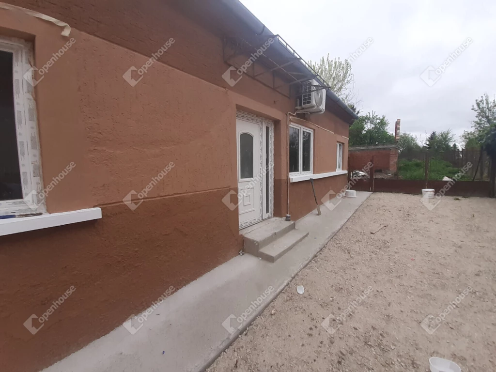 Felújított családi ház Molnáriban