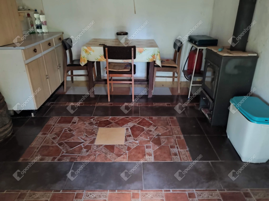 Eladó varázslatos hétvégi ház szepetneki hegyen