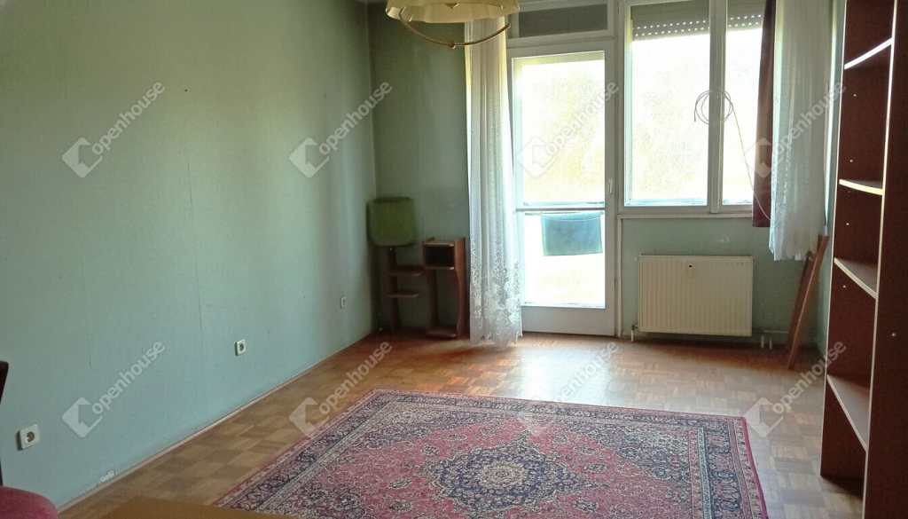 Alakítsd saját ízlésedre! Szuper áron eladó lakás a belváros közelében