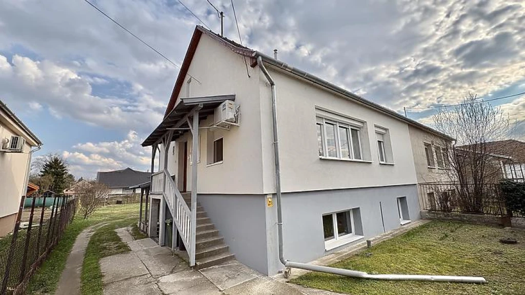 Eladó családi ház, Dunakeszi