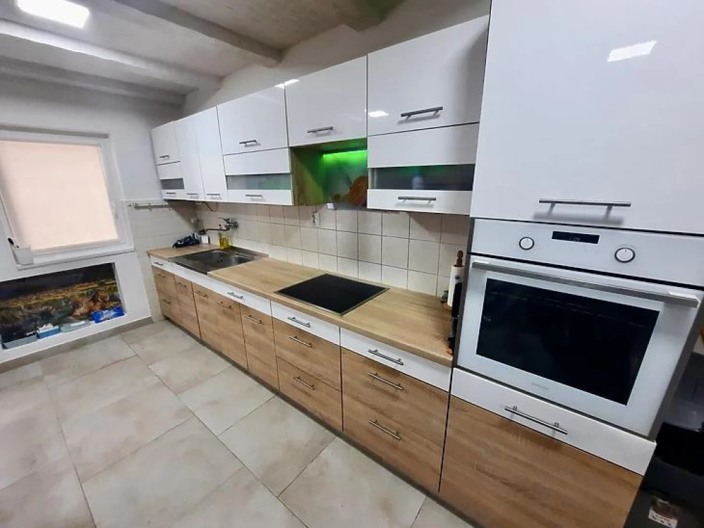 Eladó családi ház, Dunakeszi