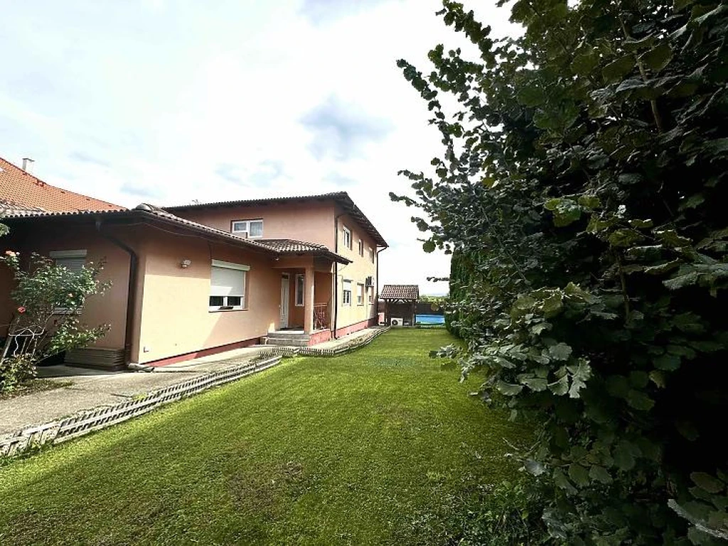 Eladó családi ház, Dunakeszi