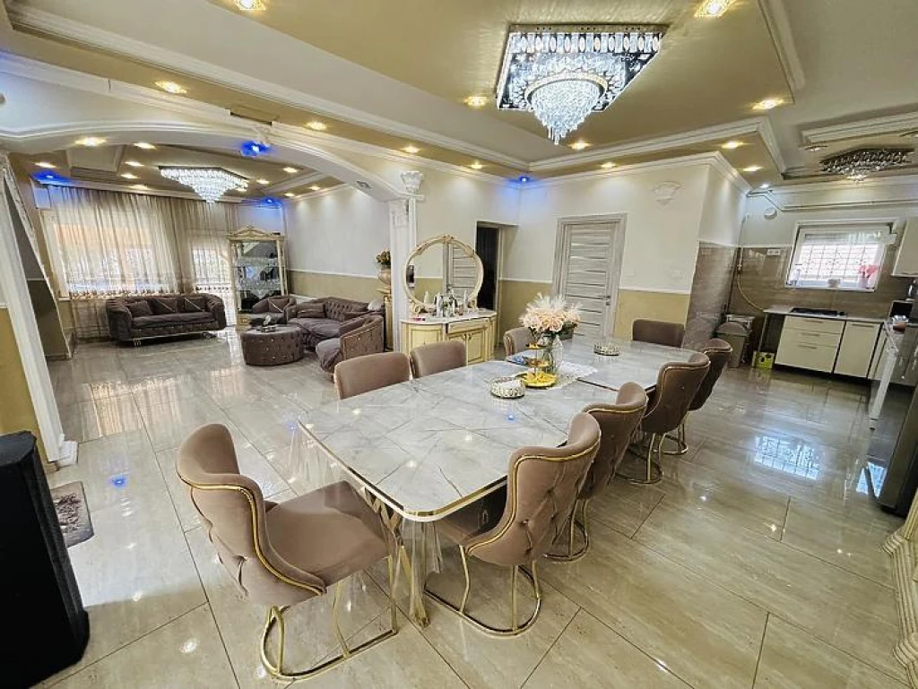 Eladó családi ház, Fót