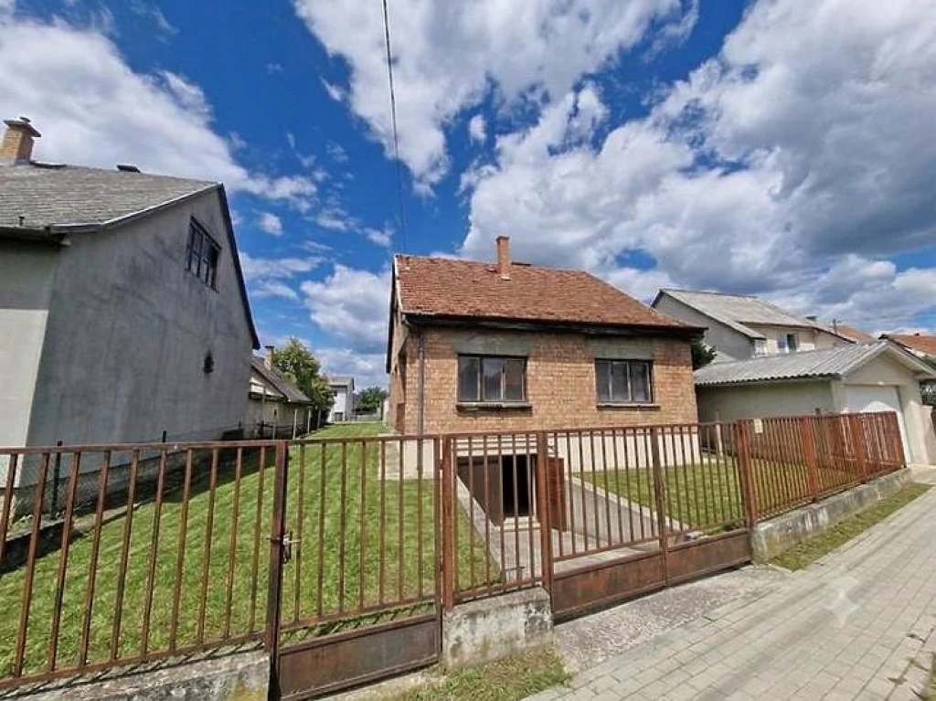 Eladó családi ház, Dunakeszi