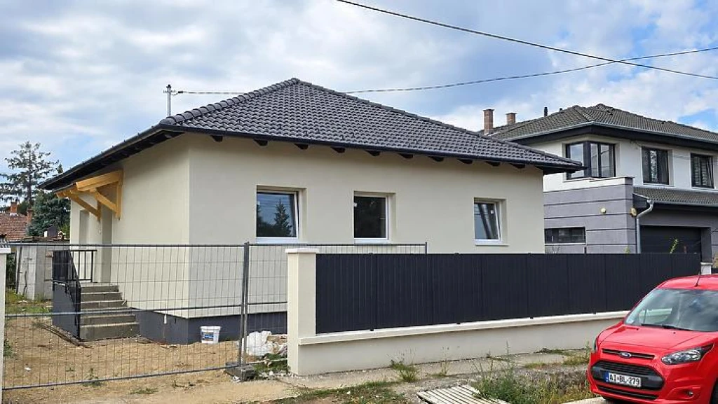 Eladó családi ház, Dunakeszi
