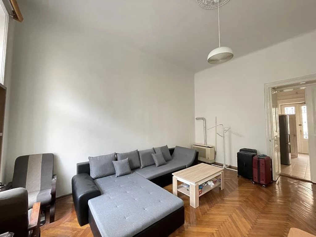 Eladó téglalakás, Budapest VI. kerület, Nagykörúton kívüli terület