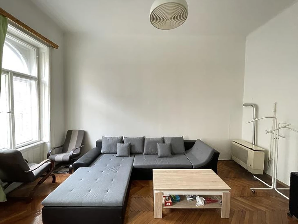 Eladó téglalakás, Budapest VI. kerület, Nagykörúton kívüli terület
