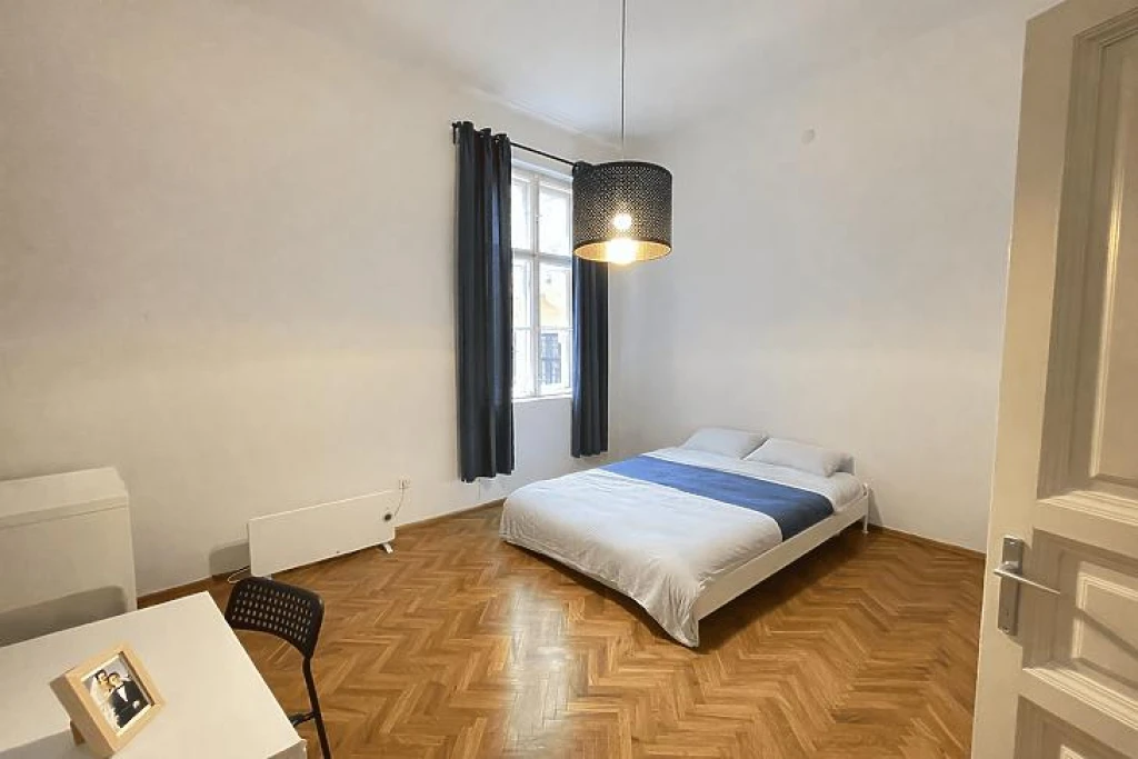 Eladó téglalakás, Budapest VI. kerület, Nagykörúton kívüli terület