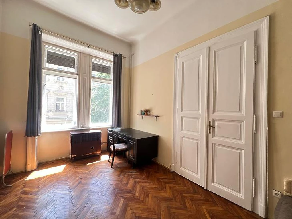 Eladó téglalakás, Budapest VI. kerület, Nagykörúton kívüli terület