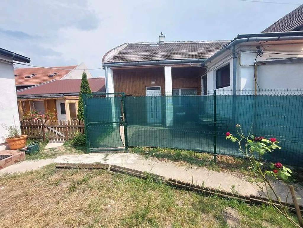 Eladó házrész, Budapest XV. kerület, Rákospalota