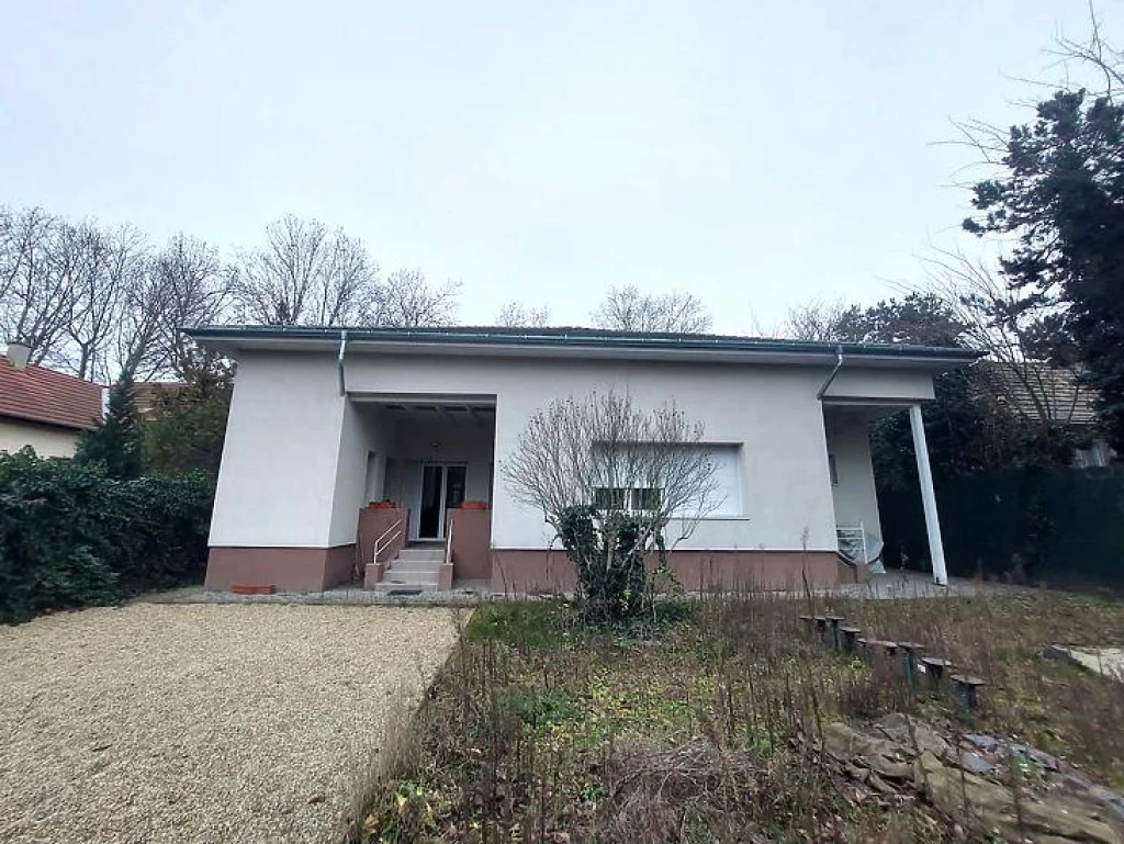 Eladó családi ház, Budapest XV. kerület, Rákospalota