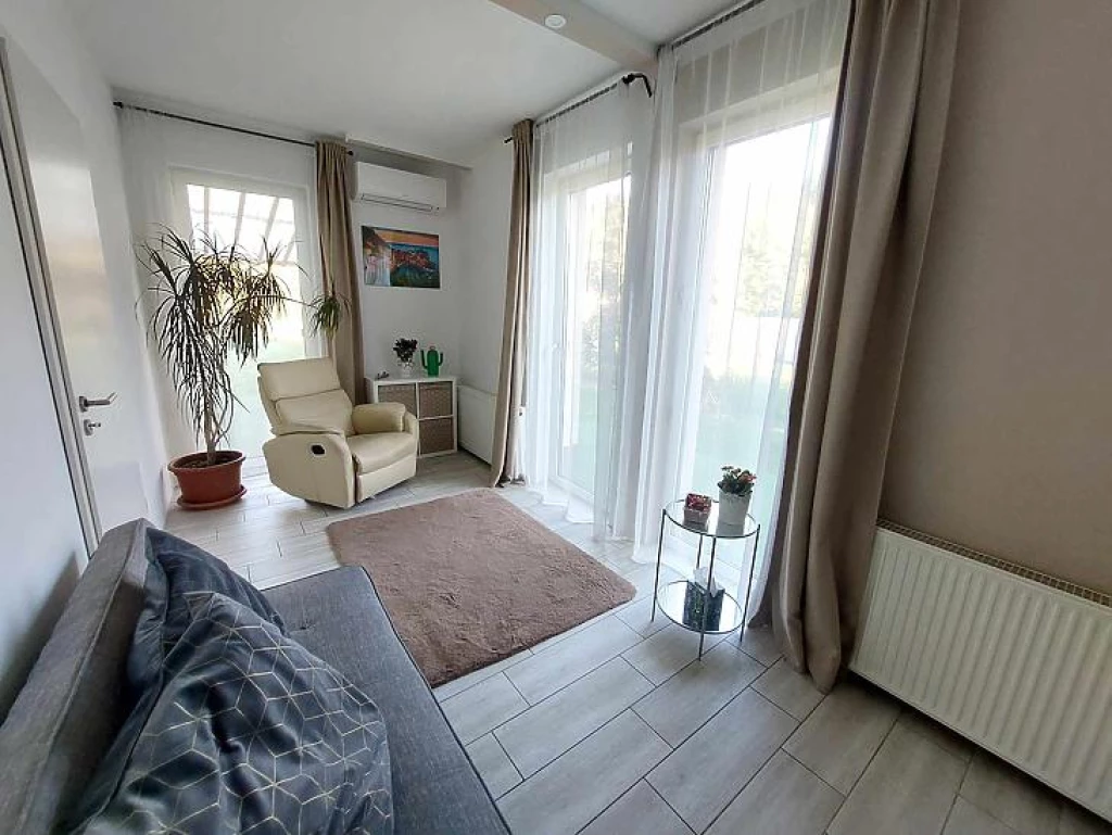 Eladó családi ház, Budapest XV. kerület, Rákospalota