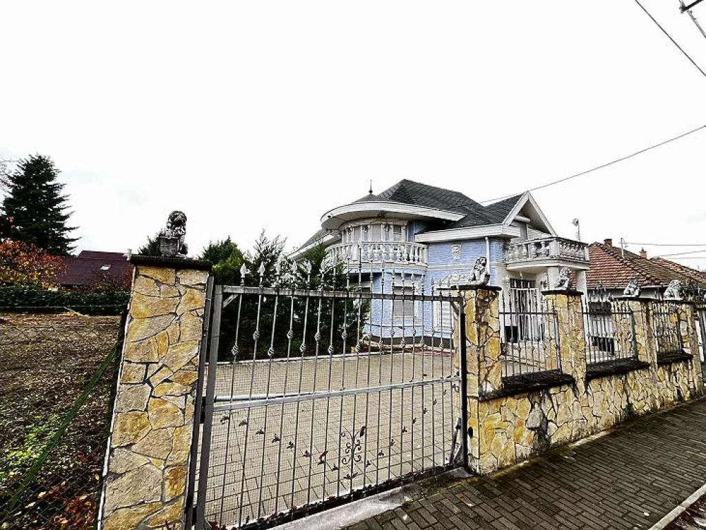 Eladó családi ház, Budapest XVI. kerület, Sashalom