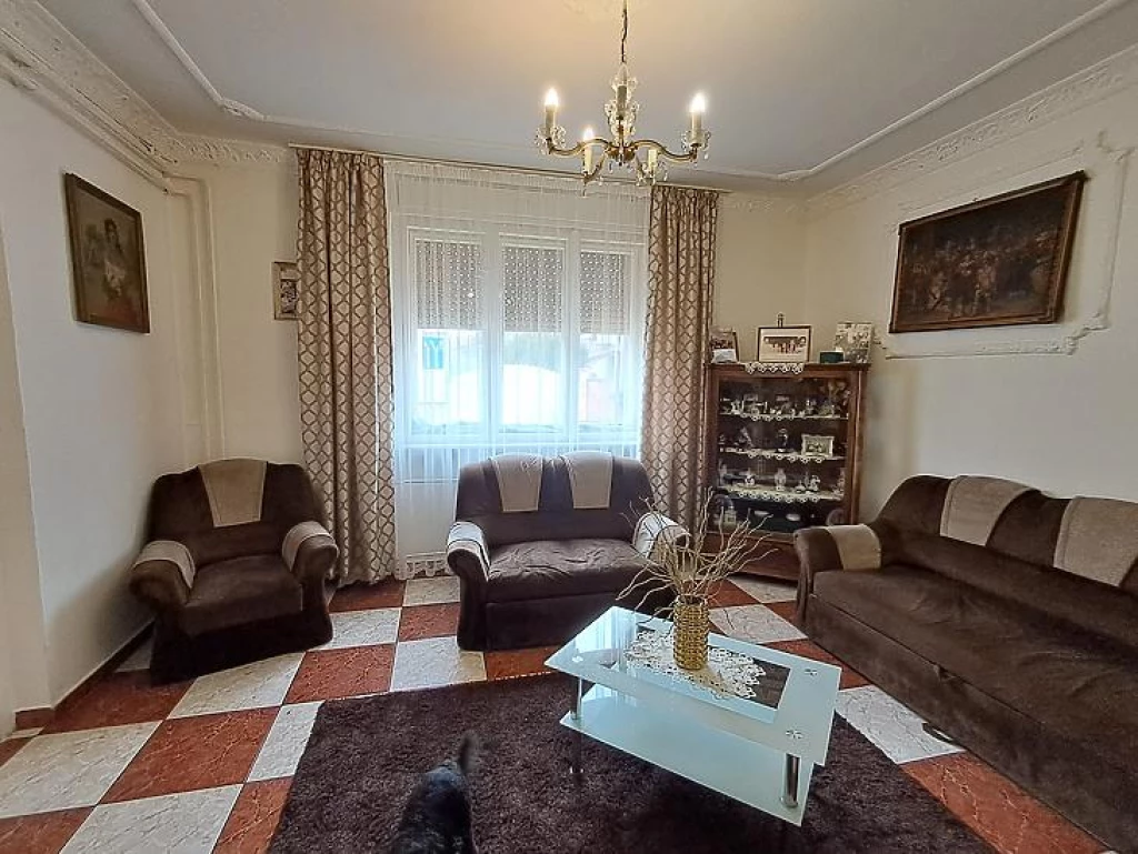 Eladó családi ház, Budapest XV. kerület, Rákospalota