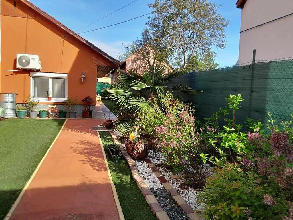 Eladó ikerház, Budapest XV. kerület, Rákospalota