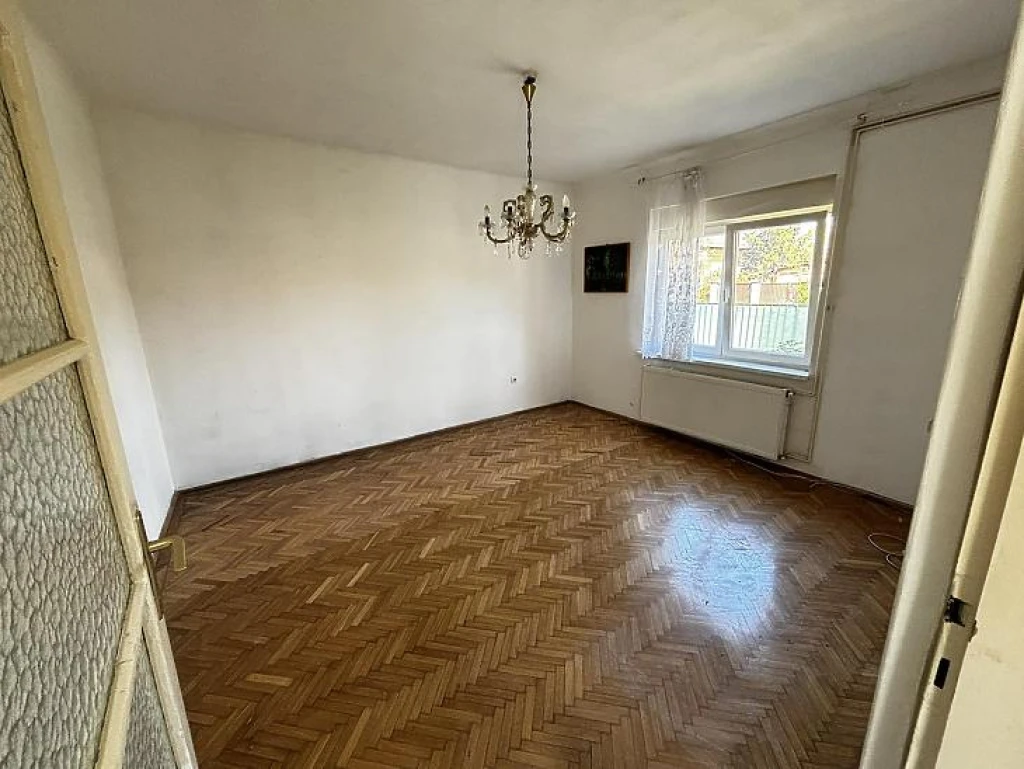 Eladó családi ház, Budapest XV. kerület, Rákospalota