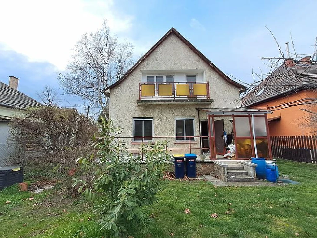 Eladó családi ház, Budapest XV. kerület, Rákospalota