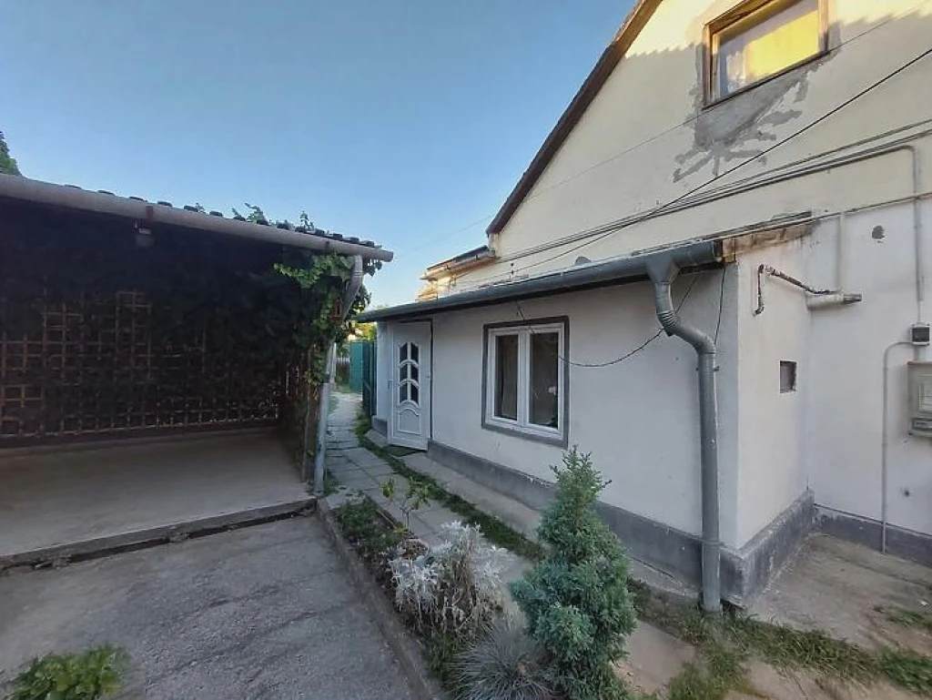 Eladó házrész, Budapest XV. kerület, Rákospalota