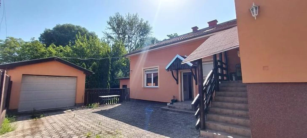 Eladó családi ház, Budapest XV. kerület, Rákospalota