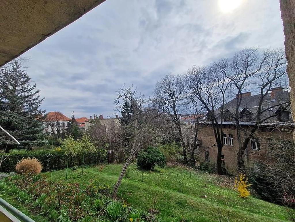 For rent brick flat, Budapest II. kerület, Rózsadomb