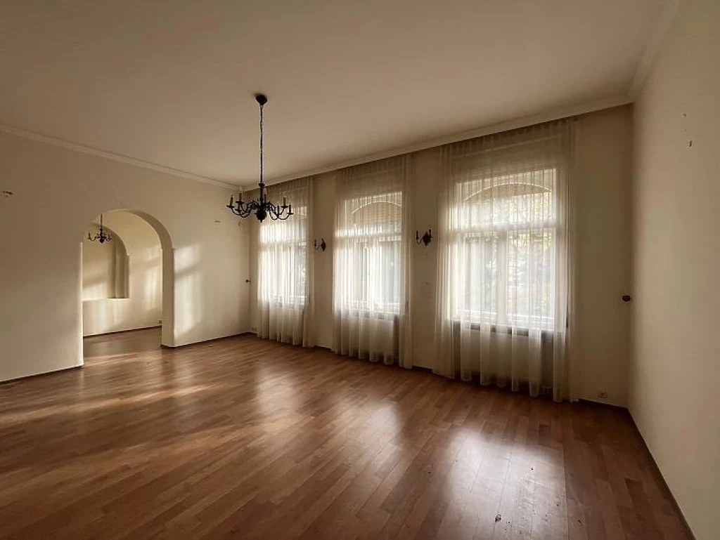 For rent brick flat, Budapest II. kerület, Országút