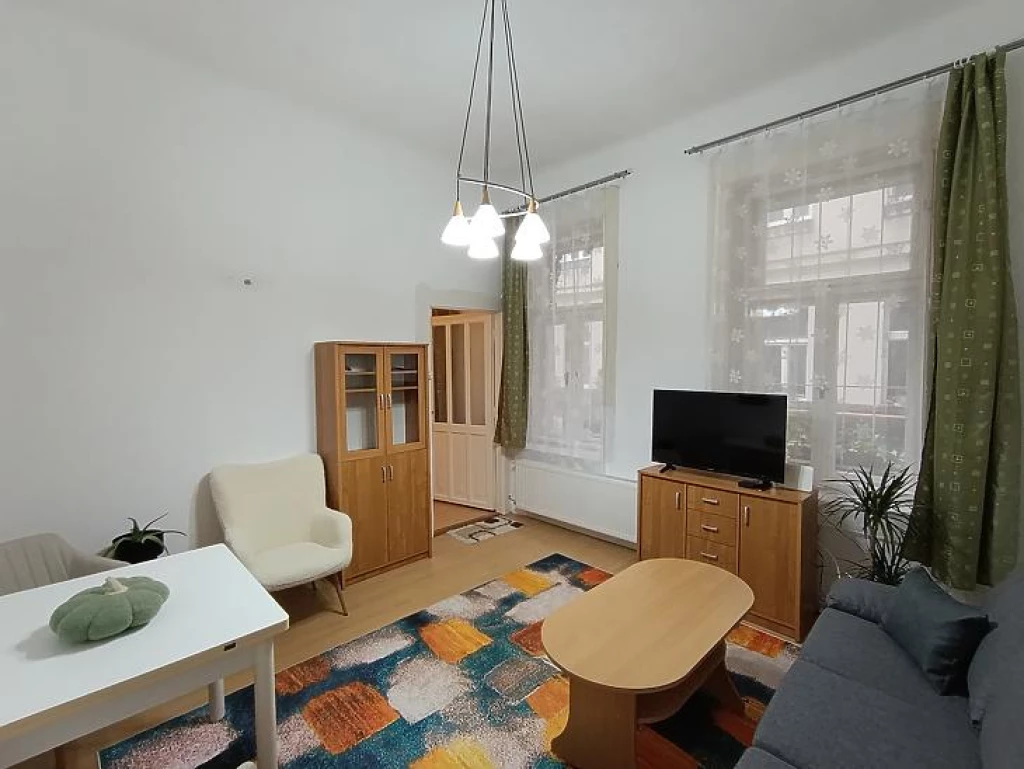 For sale brick flat, Budapest II. kerület, Országút