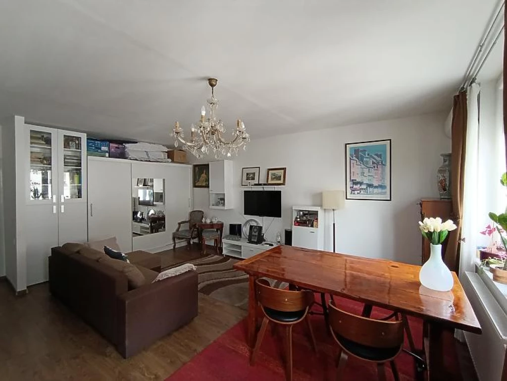 For sale brick flat, Budapest II. kerület, Országút