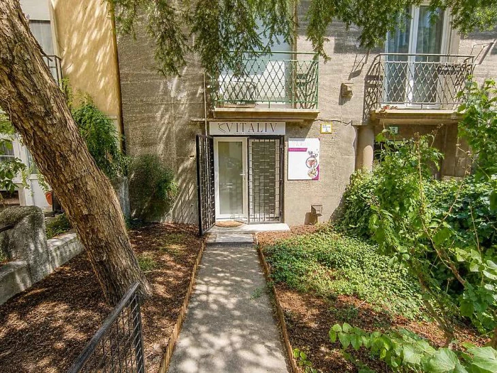 Eladó téglalakás, Budapest II. kerület, Országút