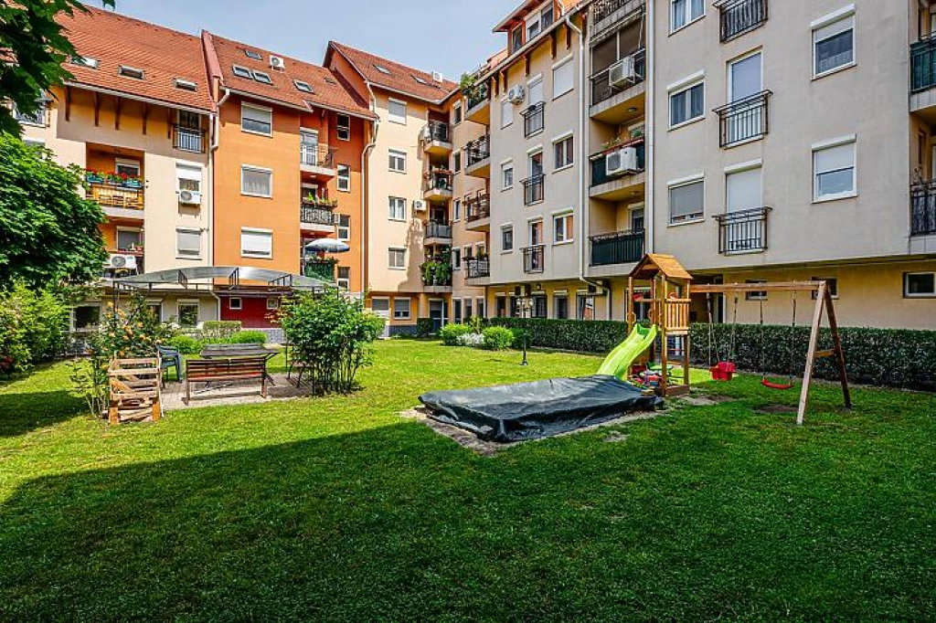 Eladó téglalakás, Budapest X. kerület, Óhegy