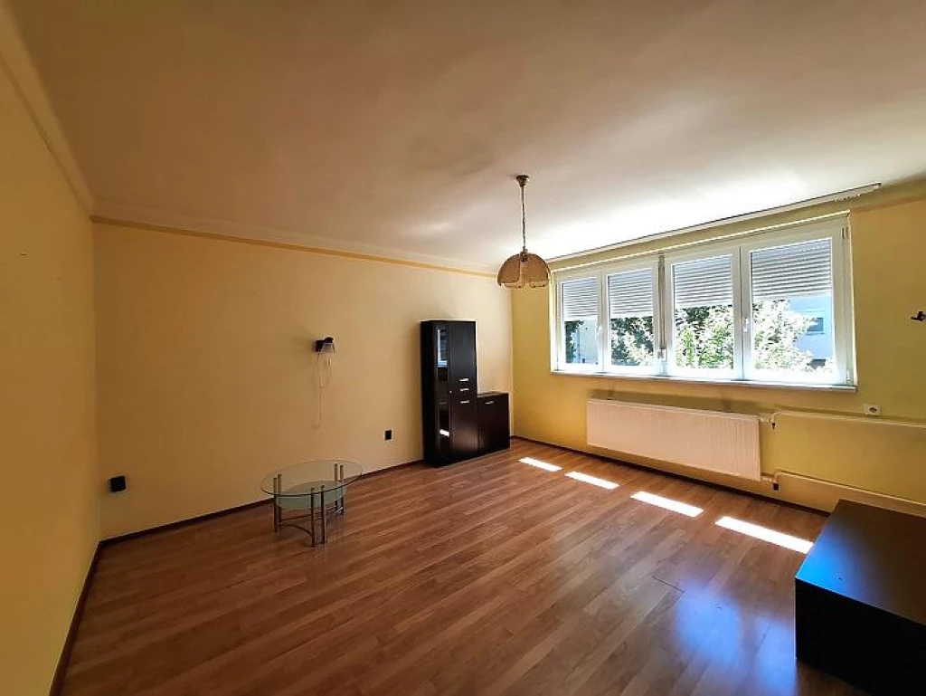 Eladó téglalakás, Budapest X. kerület, Óhegy