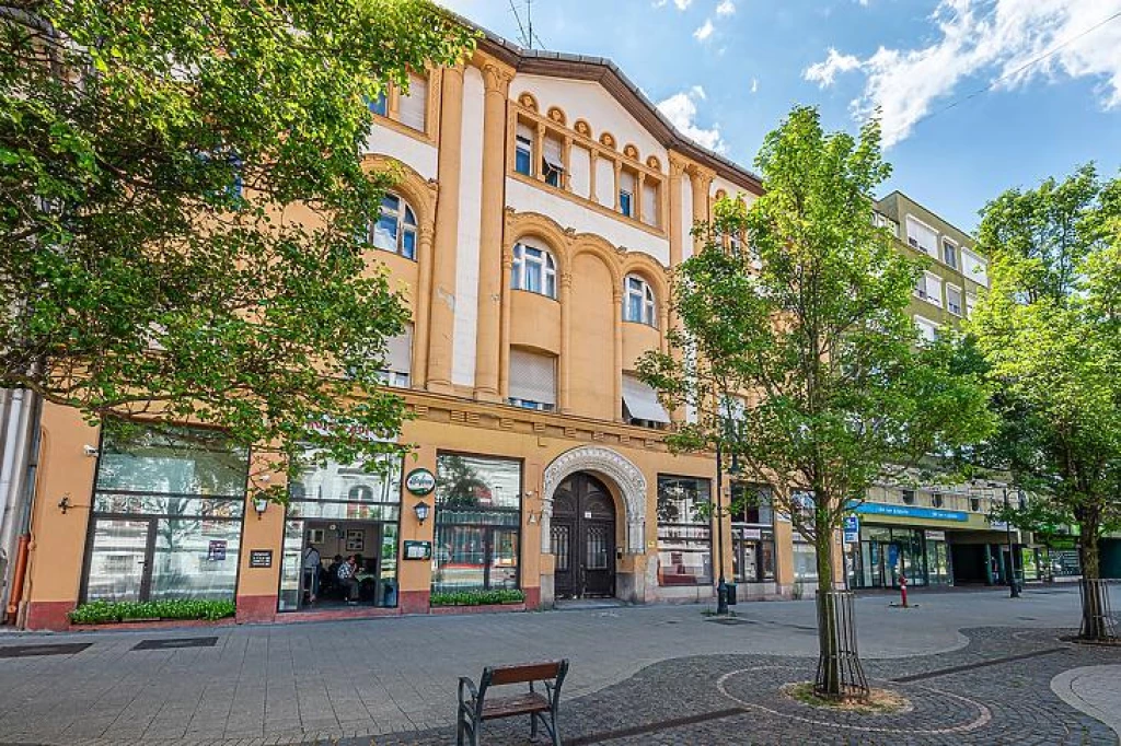 Eladó téglalakás, Budapest X. kerület, Ligettelek