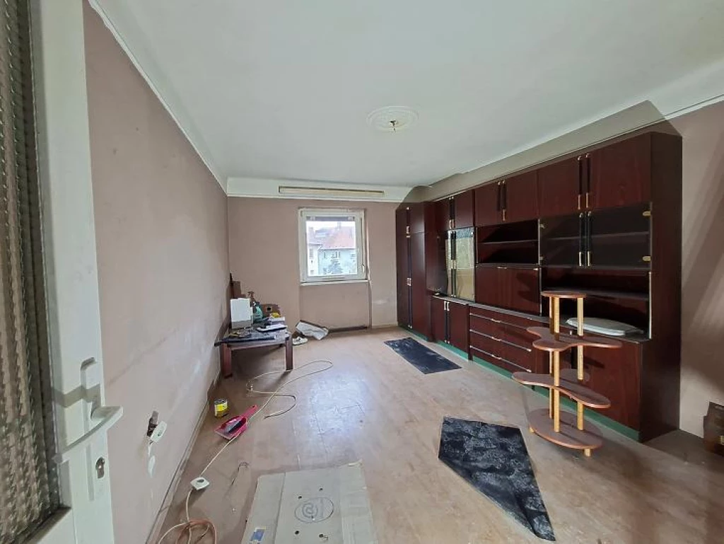 For sale brick flat, Budapest X. kerület, Laposdűlő