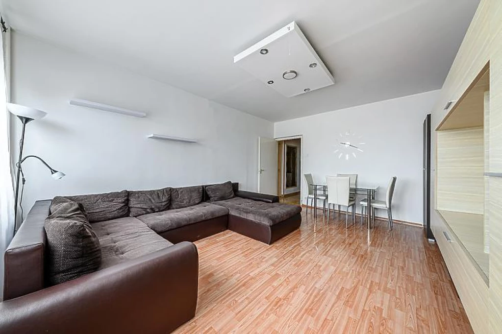 For sale panel flat, Budapest X. kerület, Ligettelek