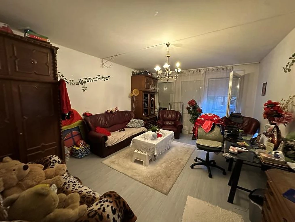 c3-1-name c2-20-name, Budapest X. kerület, Újhegy