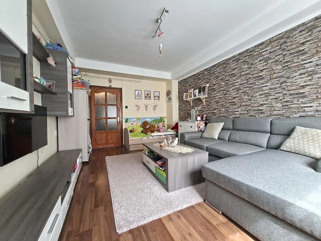 Eladó téglalakás, Budapest X. kerület, Népliget