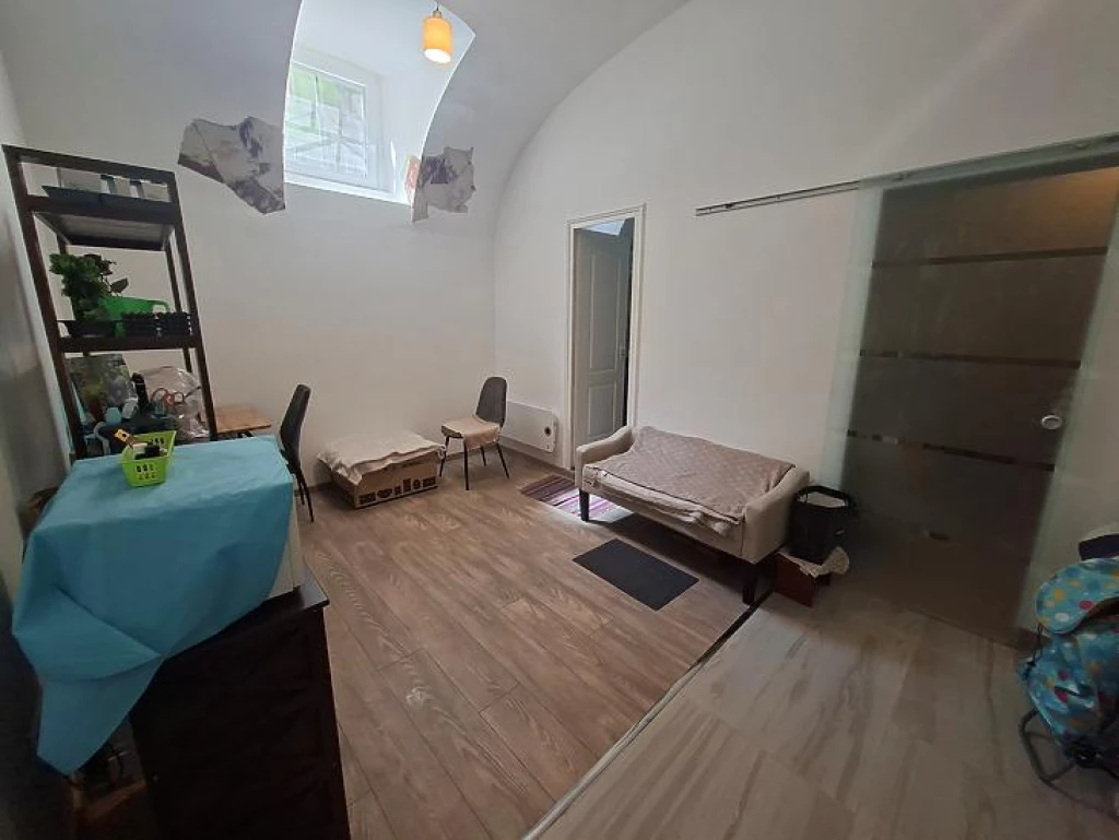 Eladó téglalakás, Budapest X. kerület, Ligettelek