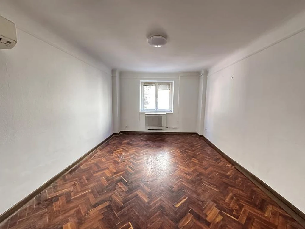 Eladó téglalakás, Budapest X. kerület, Laposdűlő