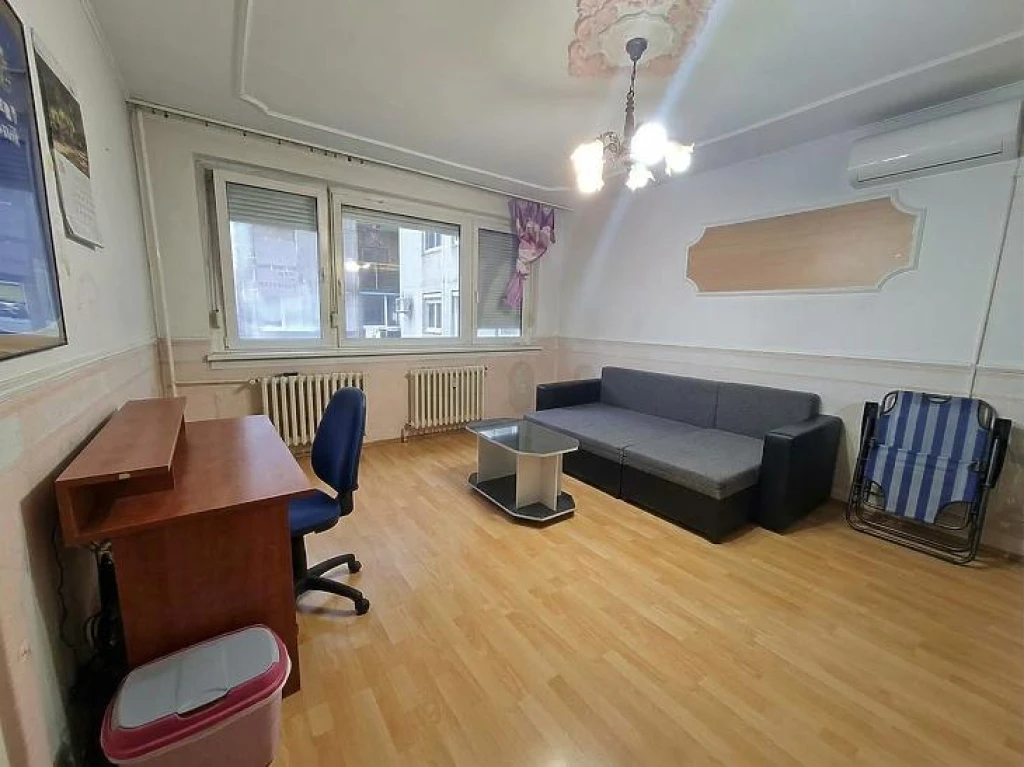 Eladó panellakás, Budapest X. kerület, Ligettelek
