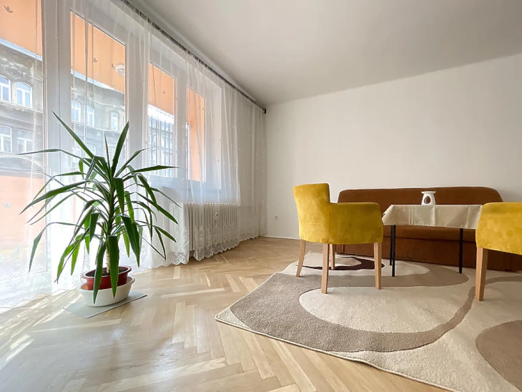 Kiadó téglalakás, Budapest VIII. kerület, Csarnok negyed