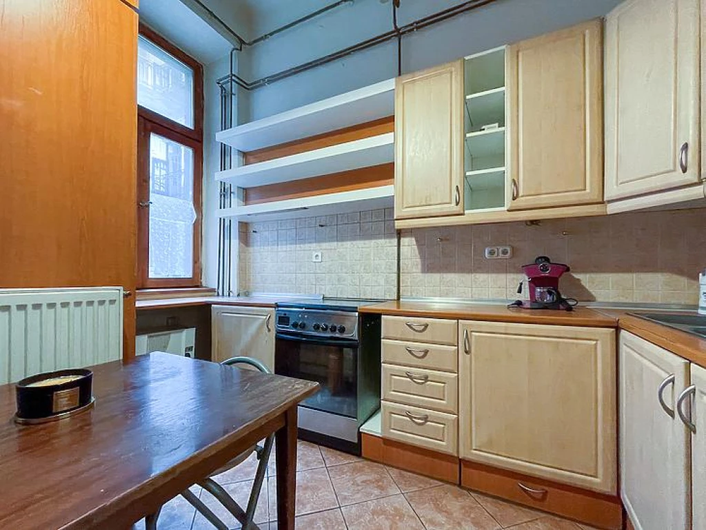 Eladó téglalakás, Budapest VIII. kerület, Csarnok negyed