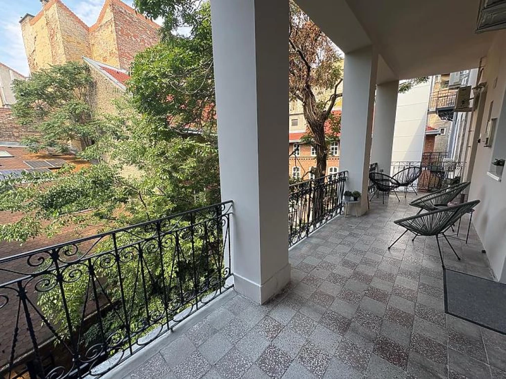 Eladó téglalakás, Budapest VI. kerület, Nagykörúton kívüli terület