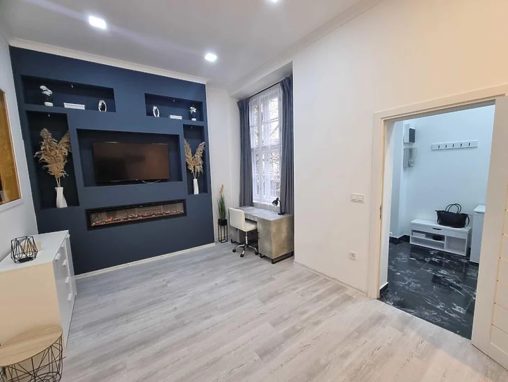 Eladó téglalakás, Budapest VI. kerület, Nagykörúton kívüli terület