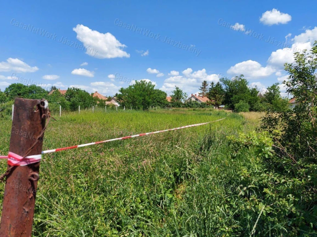 Viszneken eladó, 1079 m2-es építési telek
