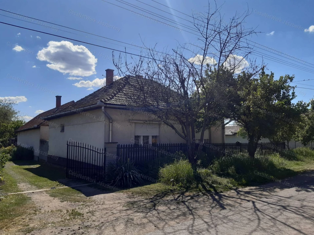 For sale house, Jászárokszállás