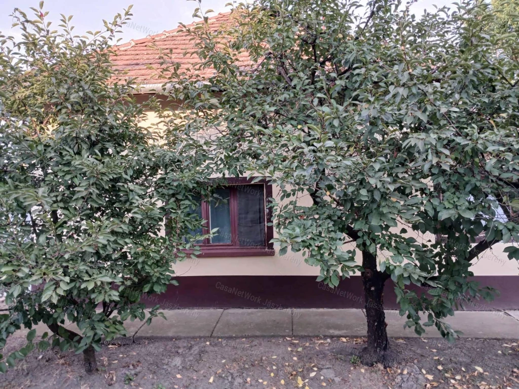 For sale house, Kisújszállás